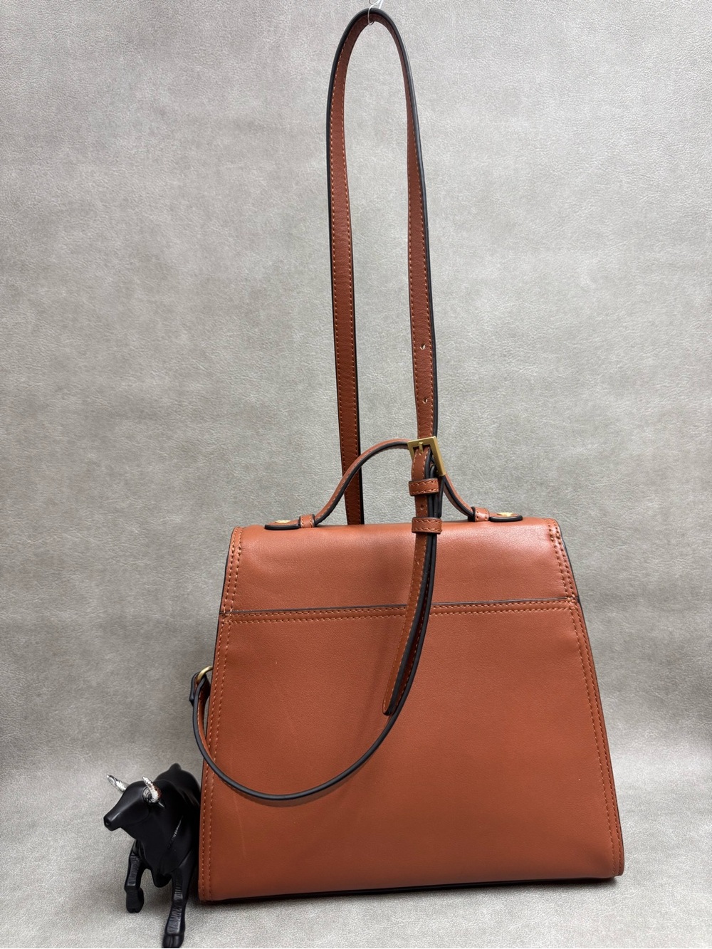 Spartina 449 Brown Leather Top-Handle Satchel with Gold Hardware - Picture 3 of 13